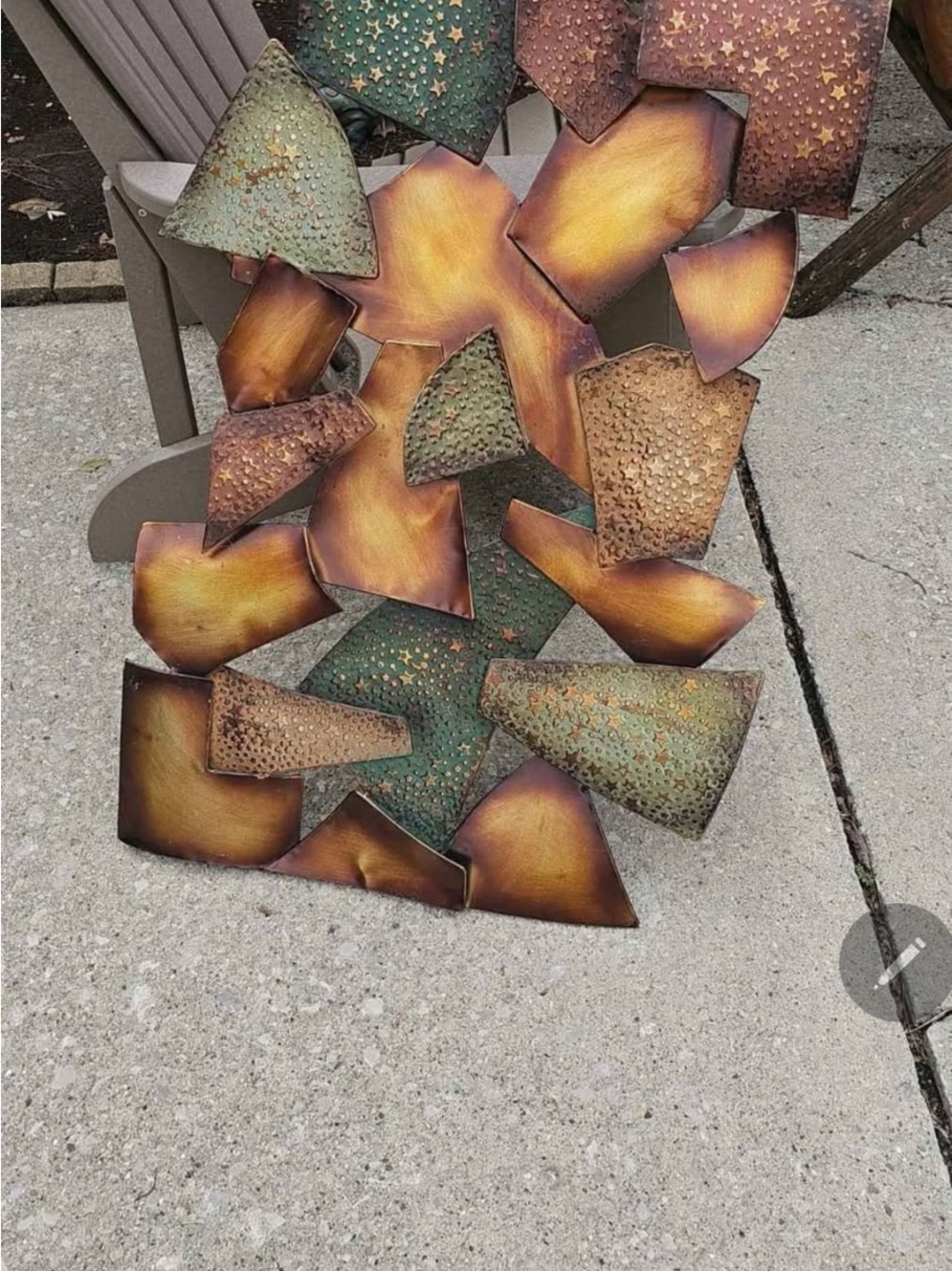 Abstract Metal Wall Art Sculpture in Green and Gold